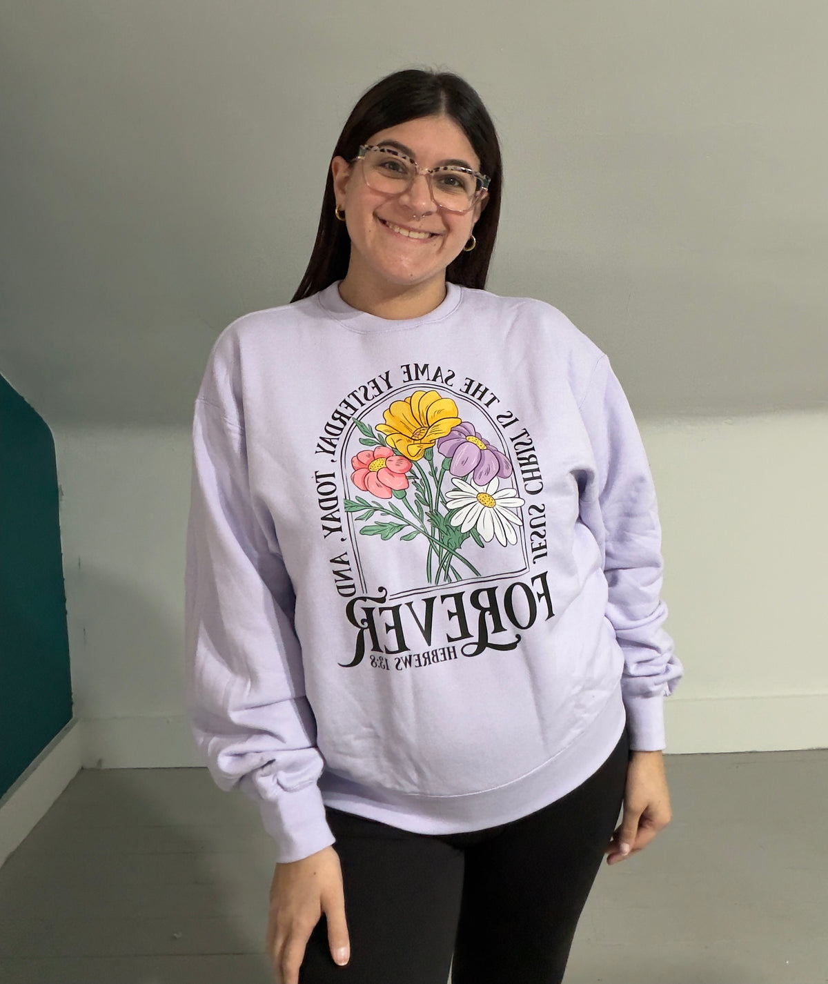 Hebrews 13:8š»| Long Sleeve Oversized Woman Sweatshirt