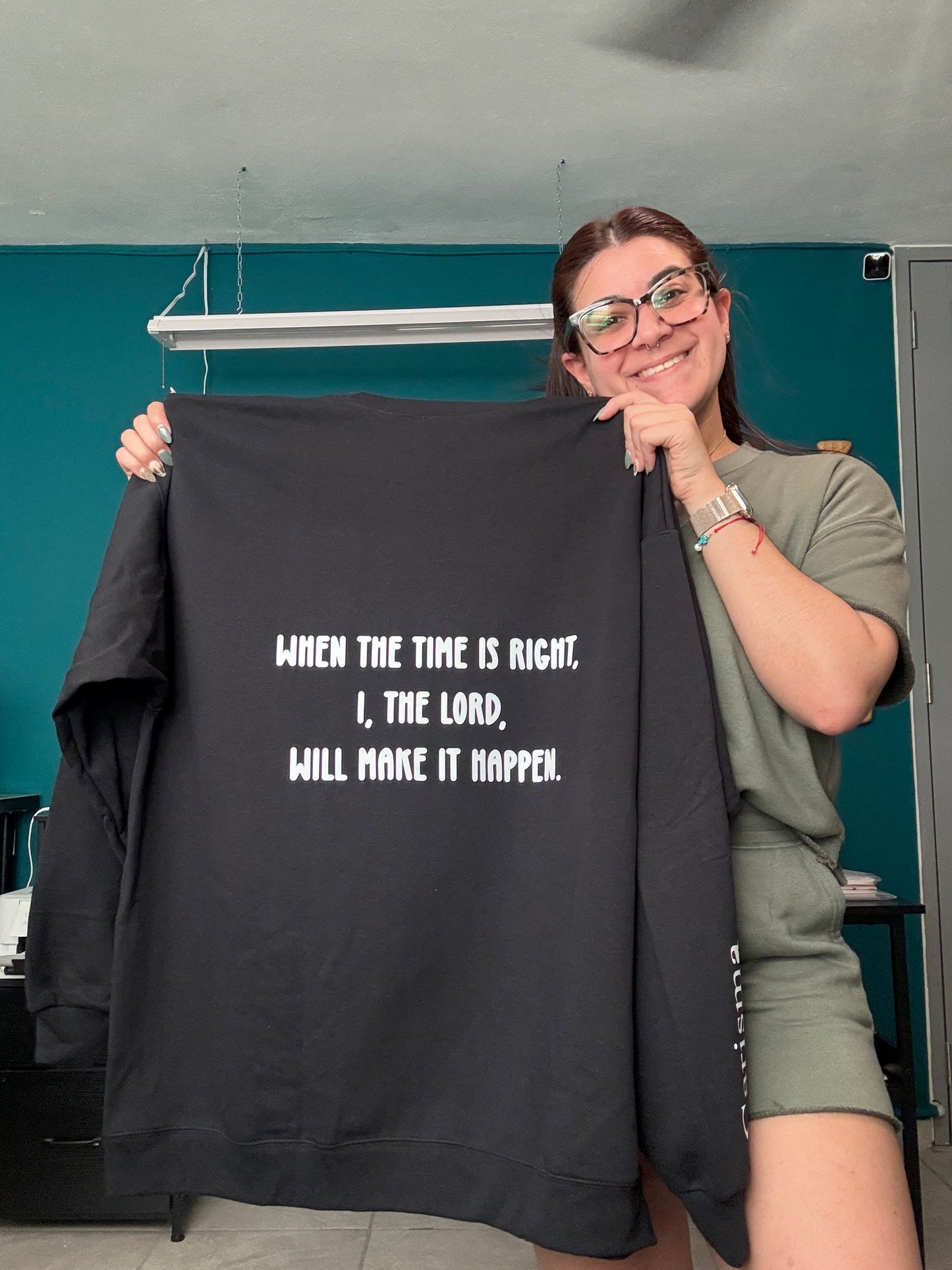 Isaiah 60:22 | Long Sleeve Oversized Men Sweatshirt