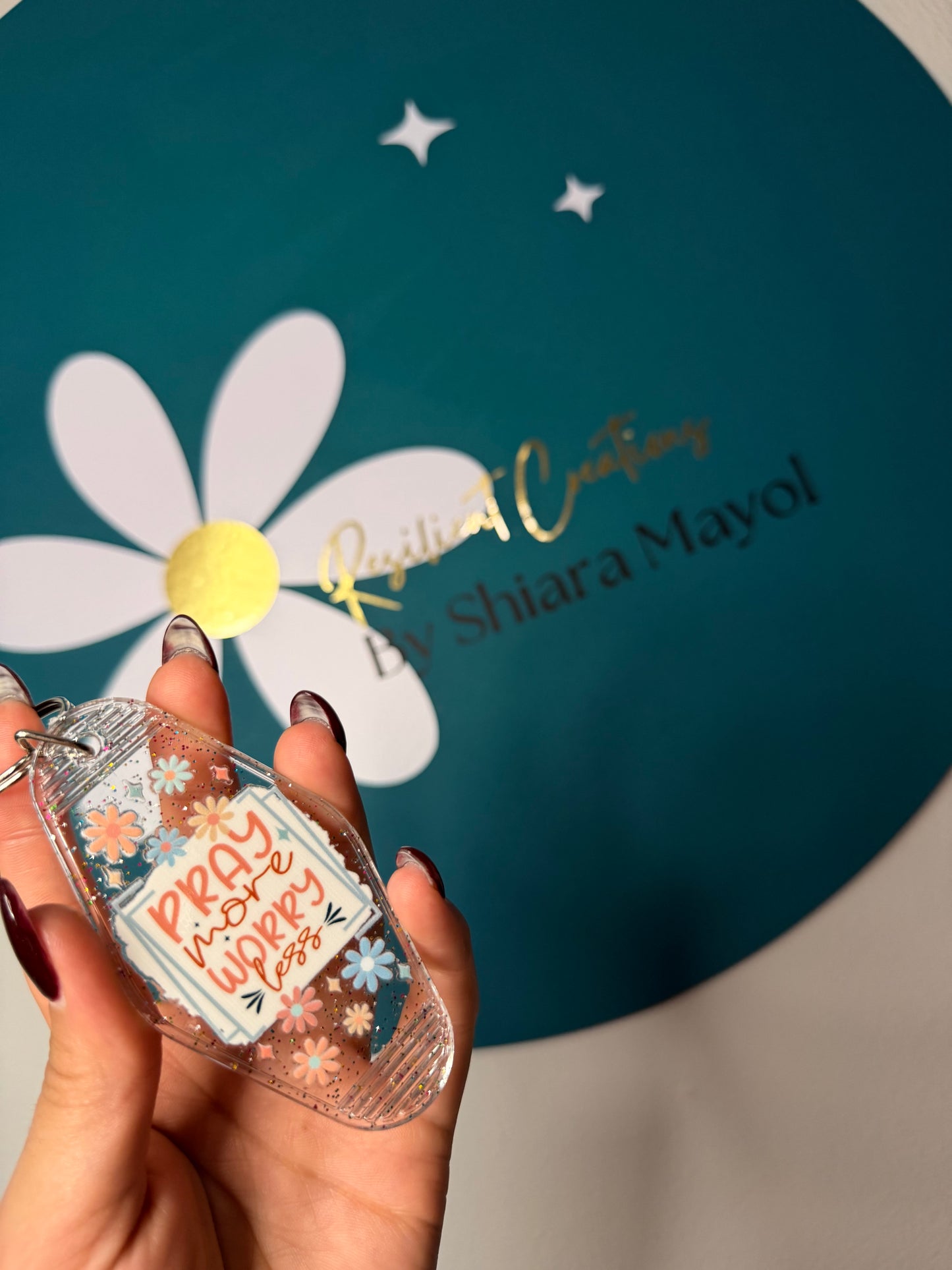 Pray more, worry less🧎🏻‍♀️‍➡️ | KEYCHAIN