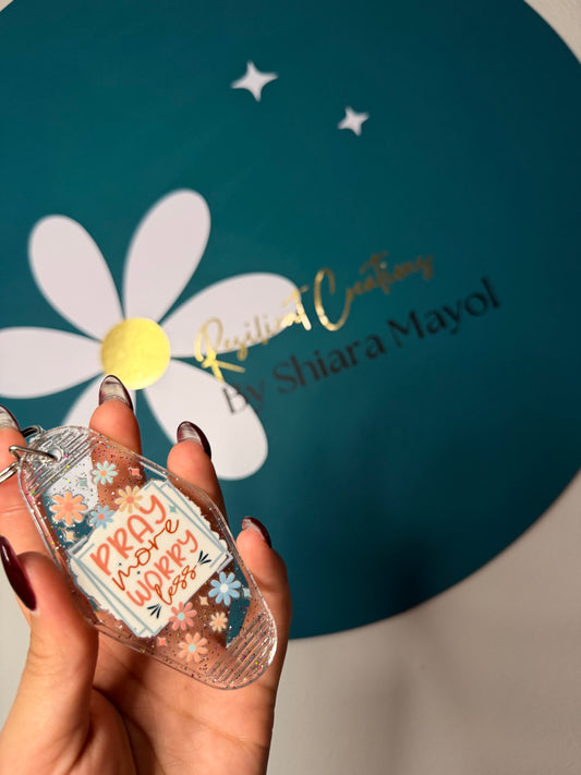 Pray more, worry less🧎🏻‍♀️‍➡️ | KEYCHAIN